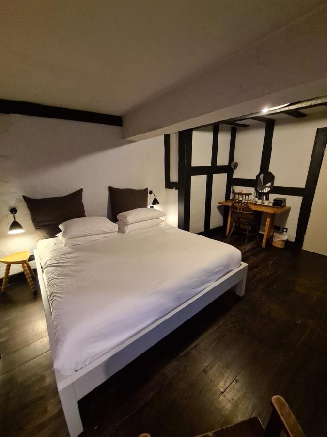 Hotel The Crown 4*